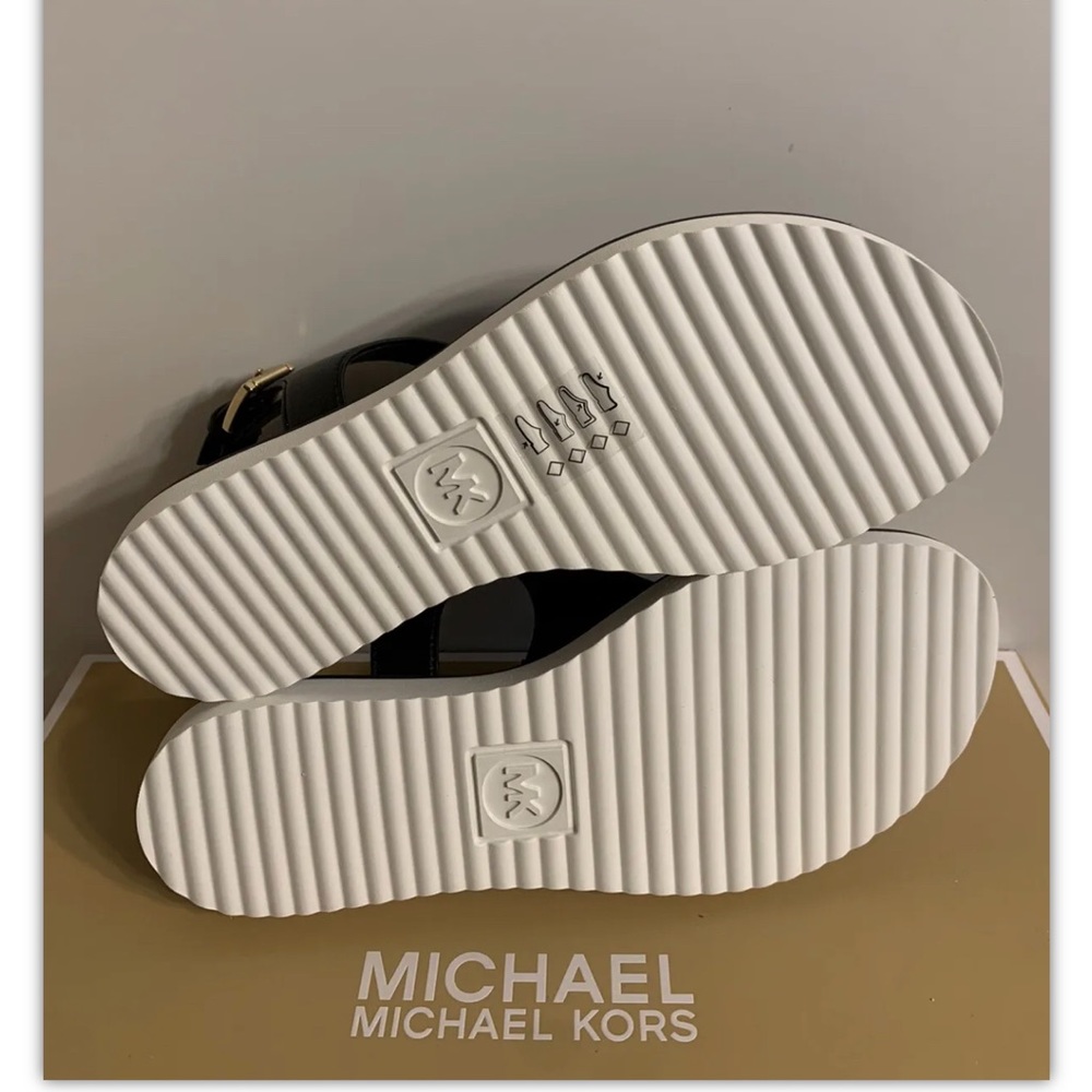 Michael Kors Jilly Black Flat Sandals - Picture 10 of 12